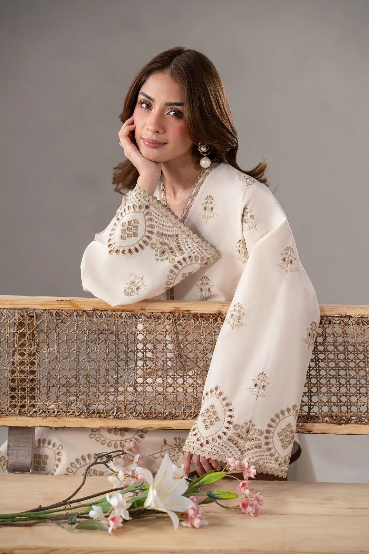 Akbar Aslam | Pret Lawn | Lunel - Rang-e-Khaas
