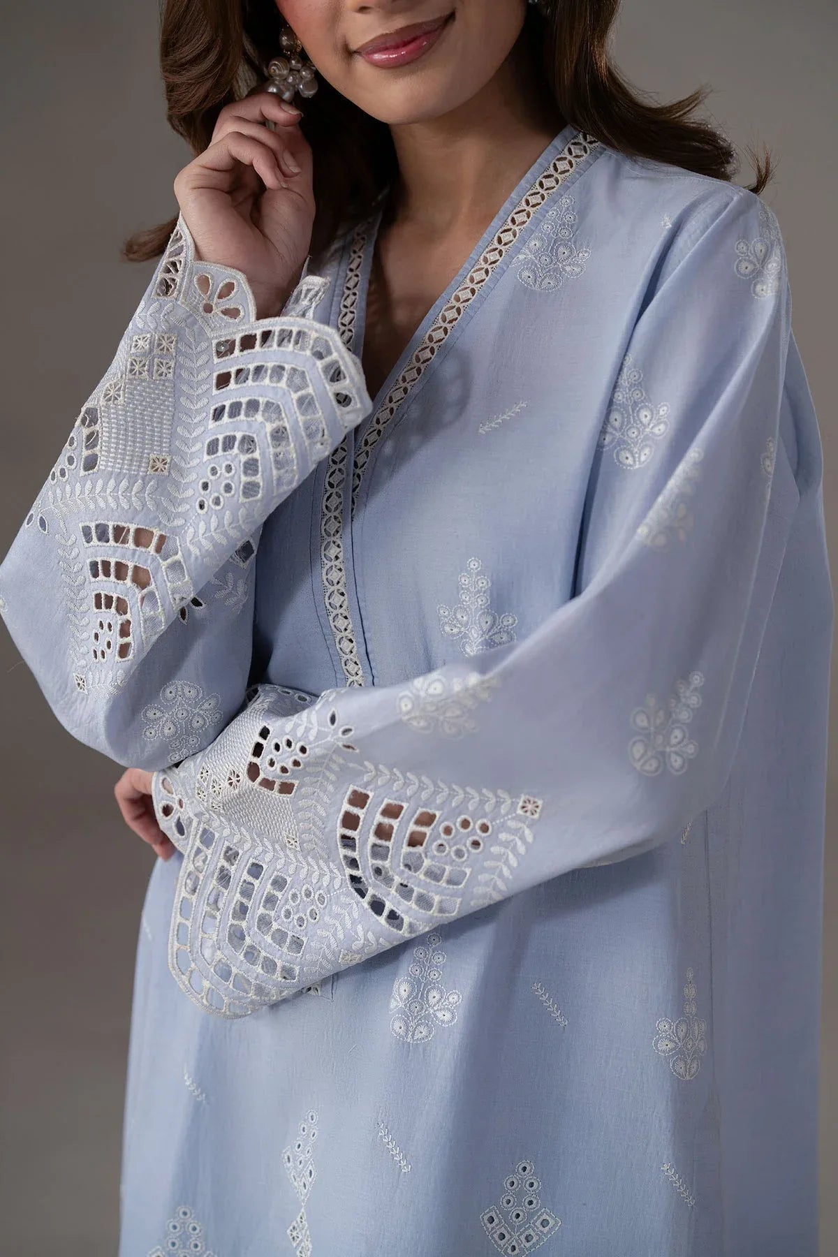 Akbar Aslam | Pret Lawn | Misty - Rang-e-Khaas