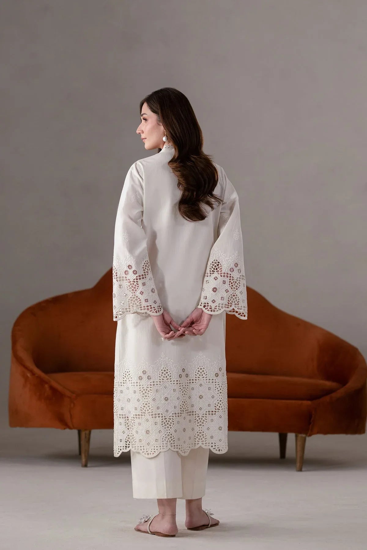 Akbar Aslam | Pret Lawn | Ecru - Rang-e-Khaas