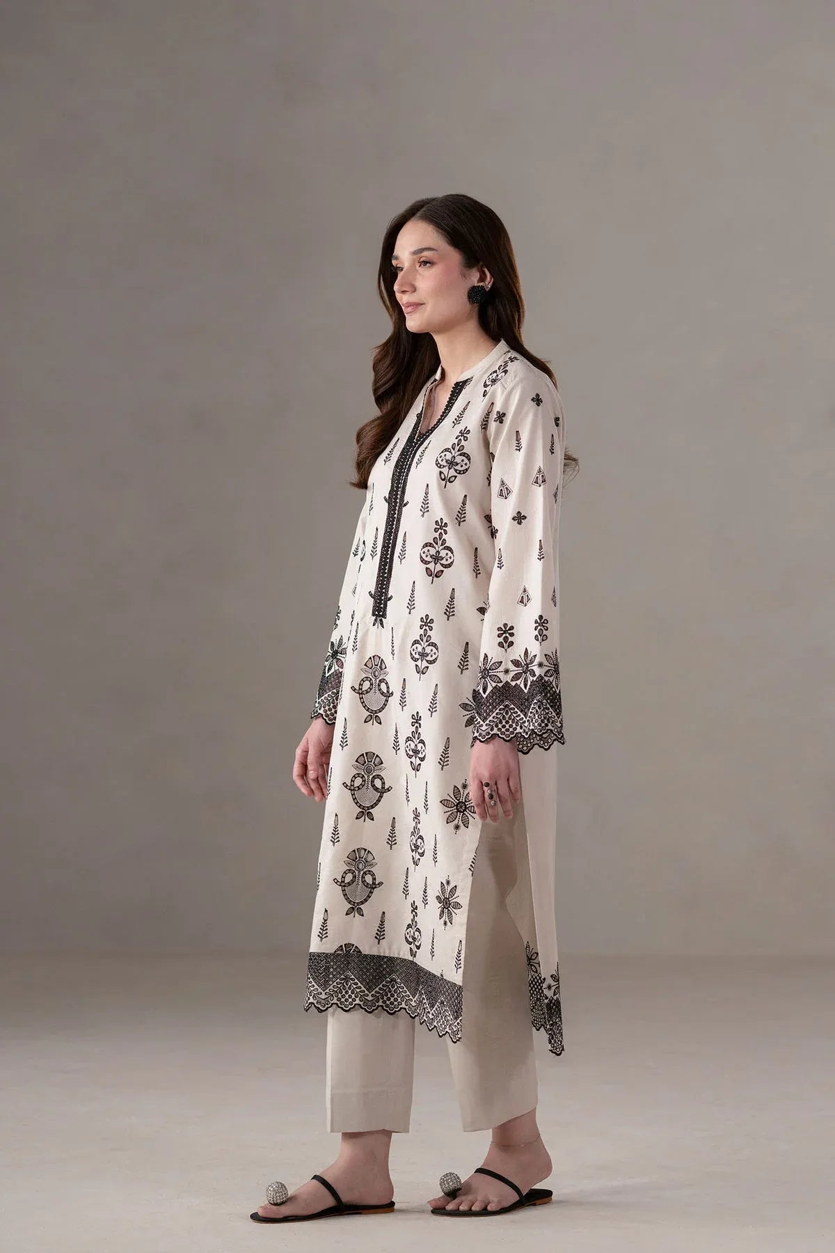 Akbar Aslam | Pret Lawn | Slate - Rang-e-Khaas