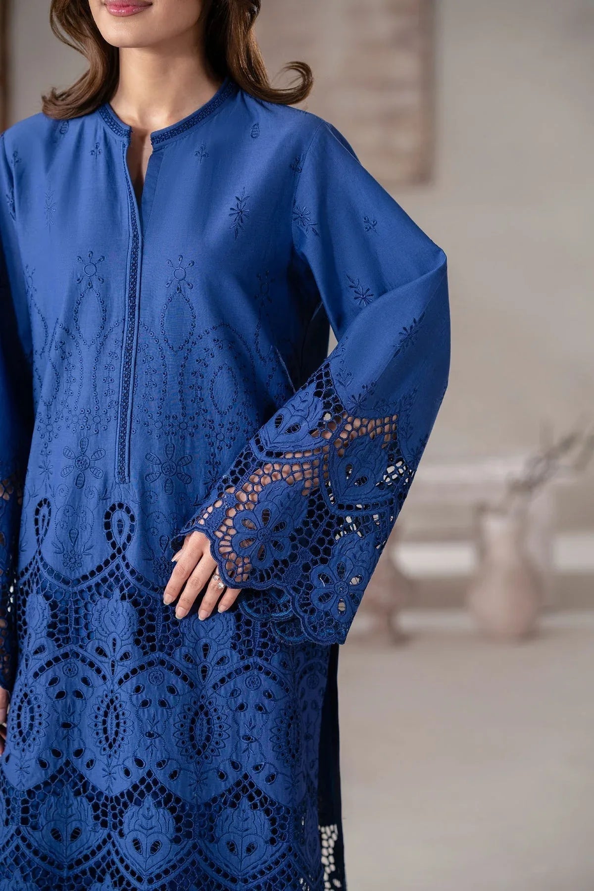Akbar Aslam | Pret Lawn | Vanta - Rang-e-Khaas