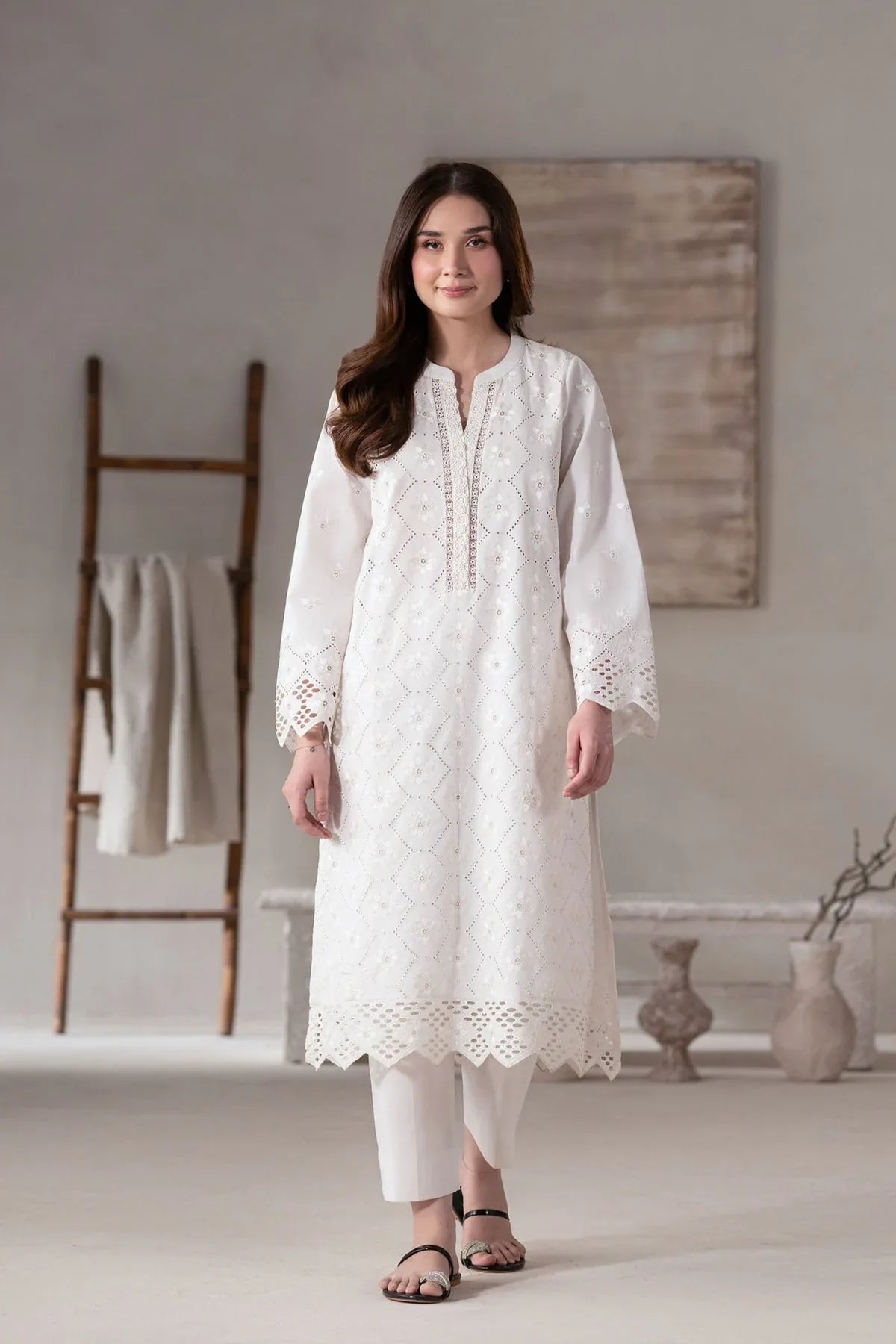 Akbar Aslam | Pret Lawn | Frost - Rang-e-Khaas
