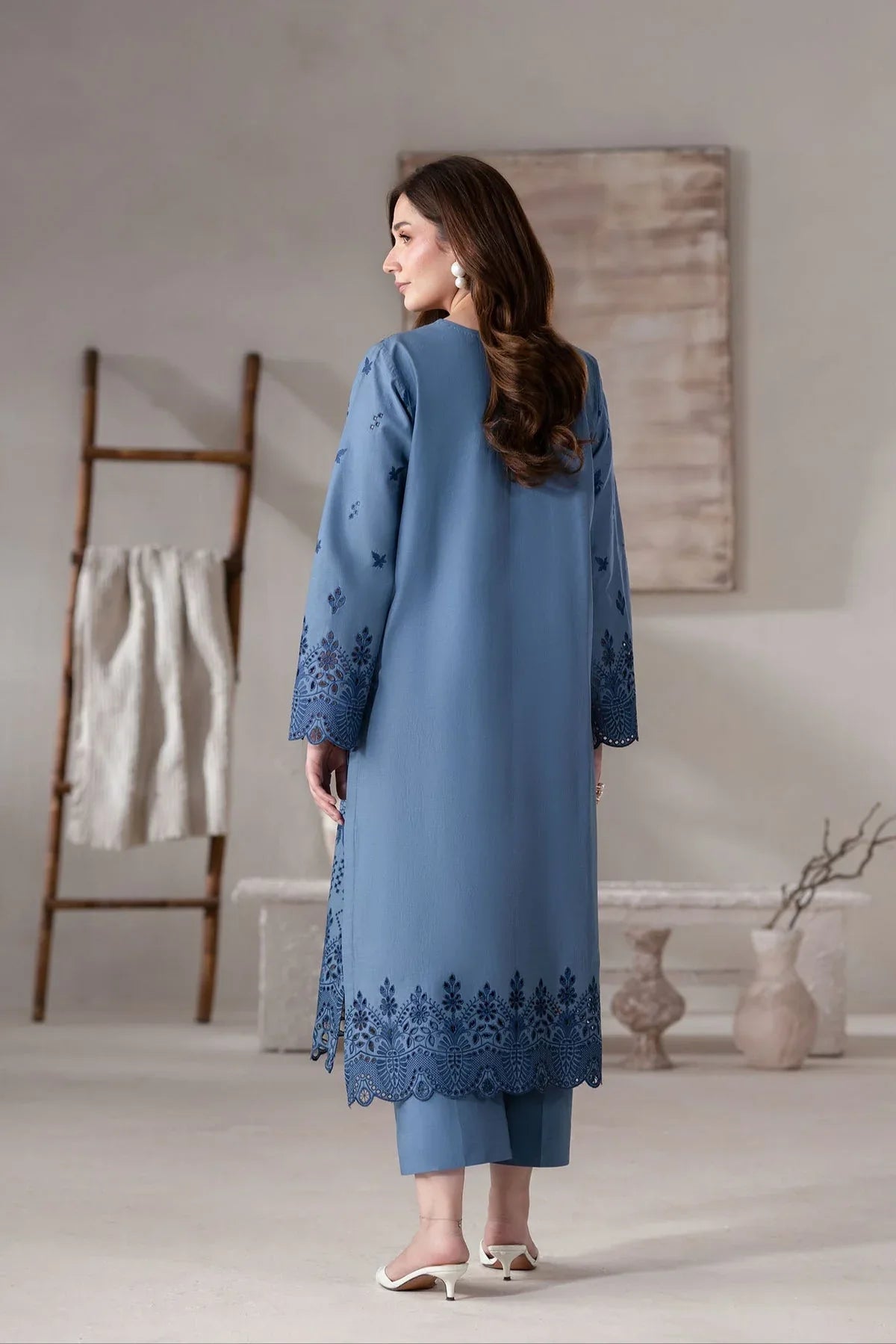 Akbar Aslam | Pret Lawn | Aven - Rang-e-Khaas