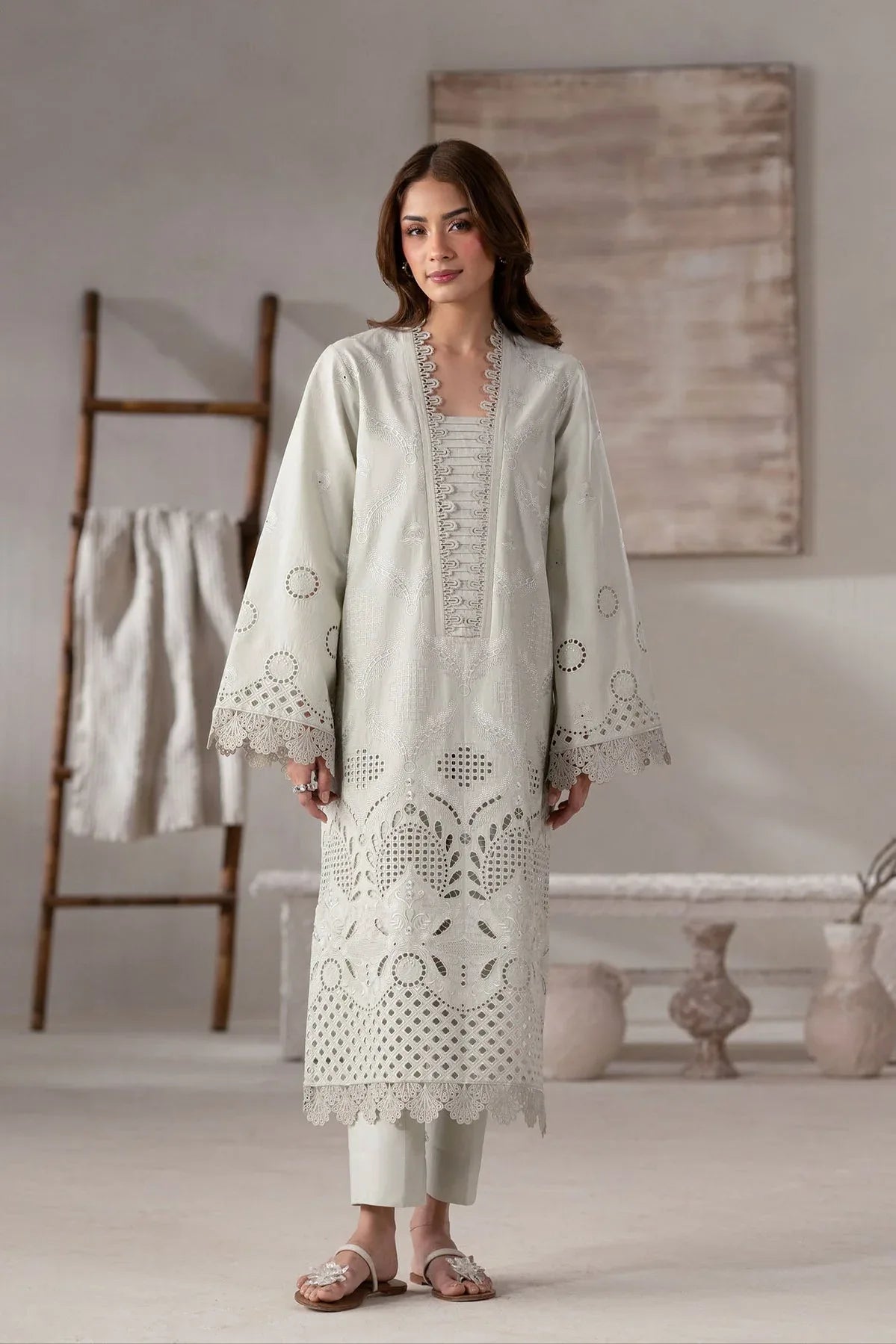 Akbar Aslam | Pret Lawn | Eyla - Rang-e-Khaas