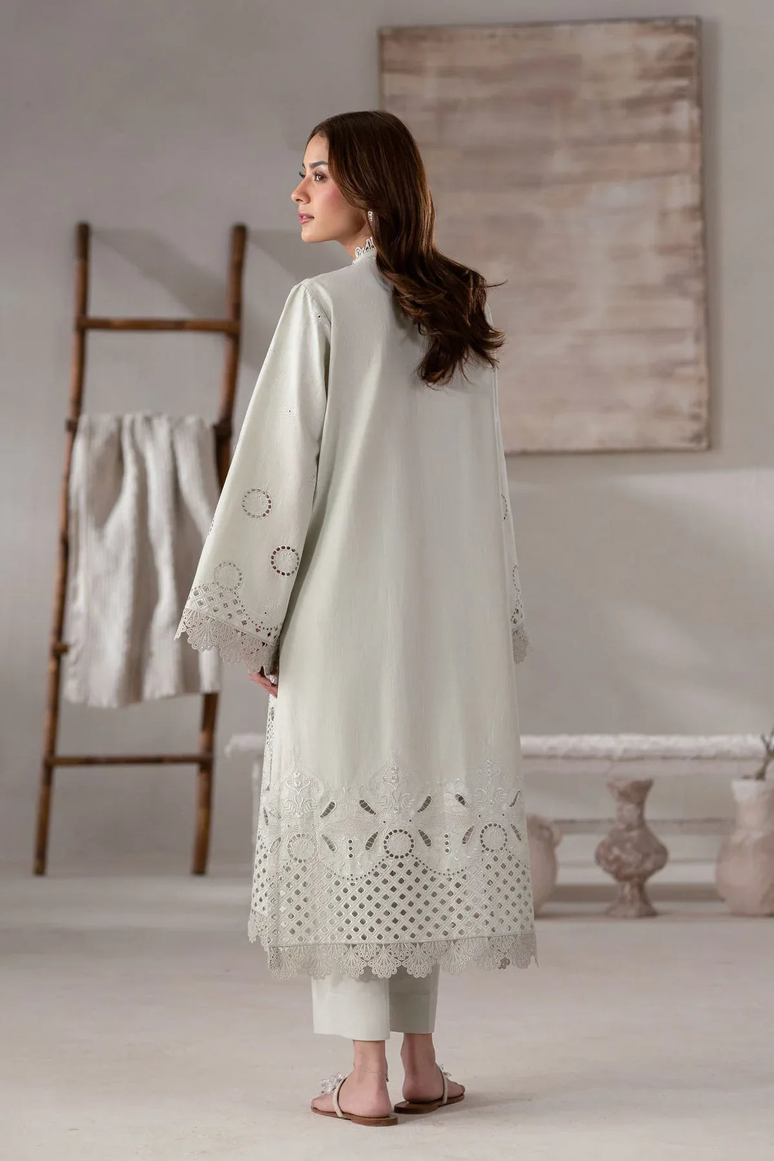 Akbar Aslam | Pret Lawn | Eyla - Rang-e-Khaas