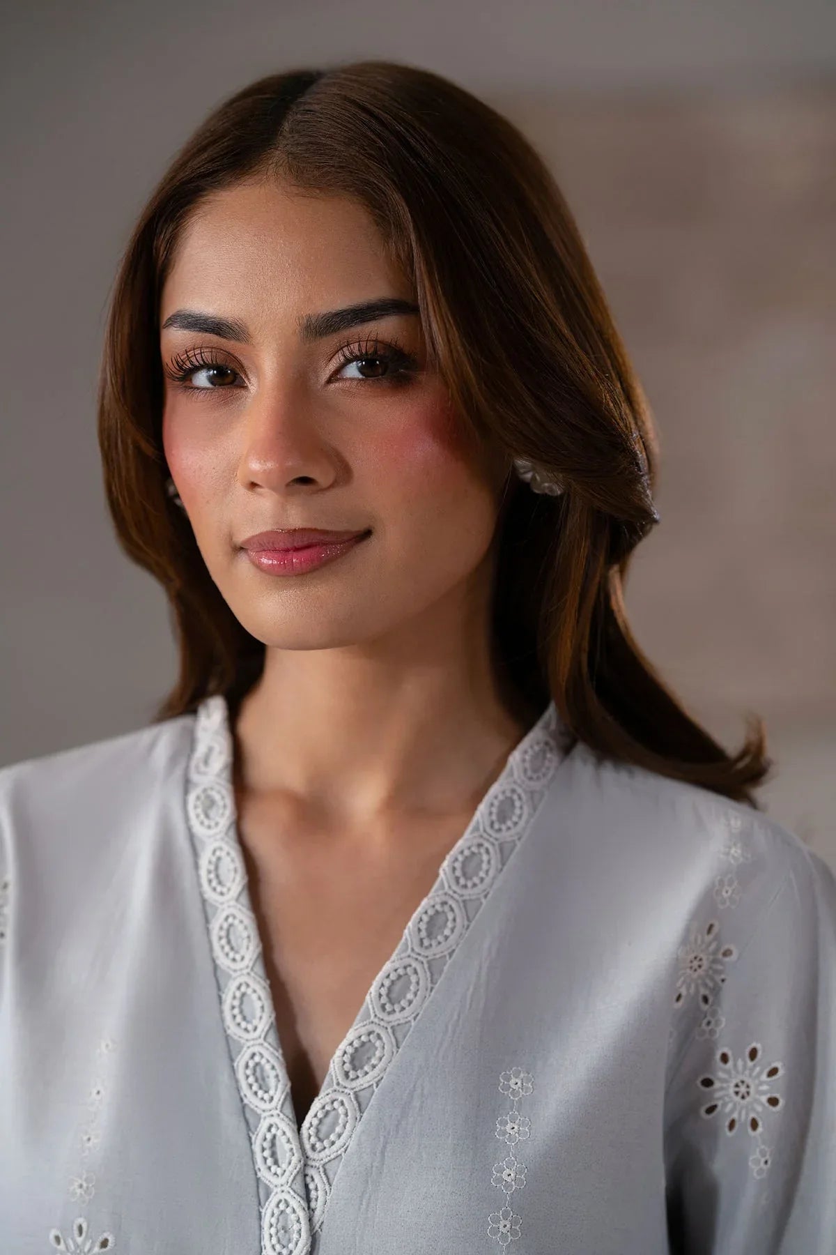 Akbar Aslam | Pret Lawn | Aithra - Rang-e-Khaas