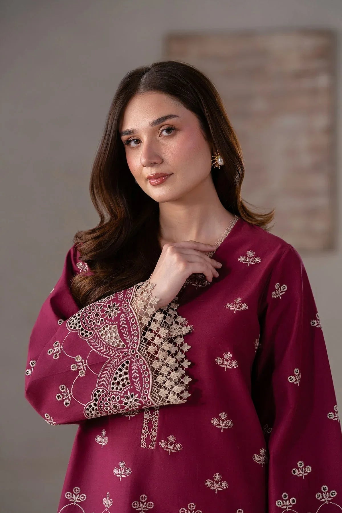 Akbar Aslam | Pret Lawn | Raven - Rang-e-Khaas