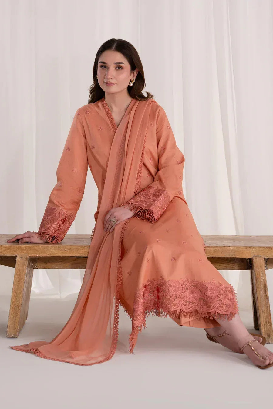 Akbar Aslam | Pret Lawn | Virelle - Rang-e-Khaas