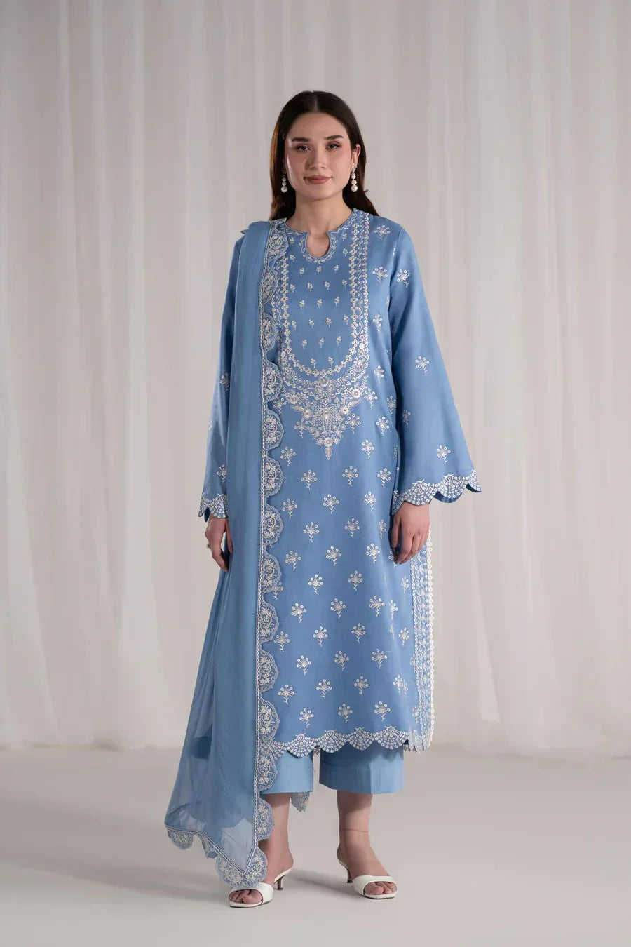 Akbar Aslam | Pret Lawn | Vienne - Rang-e-Khaas