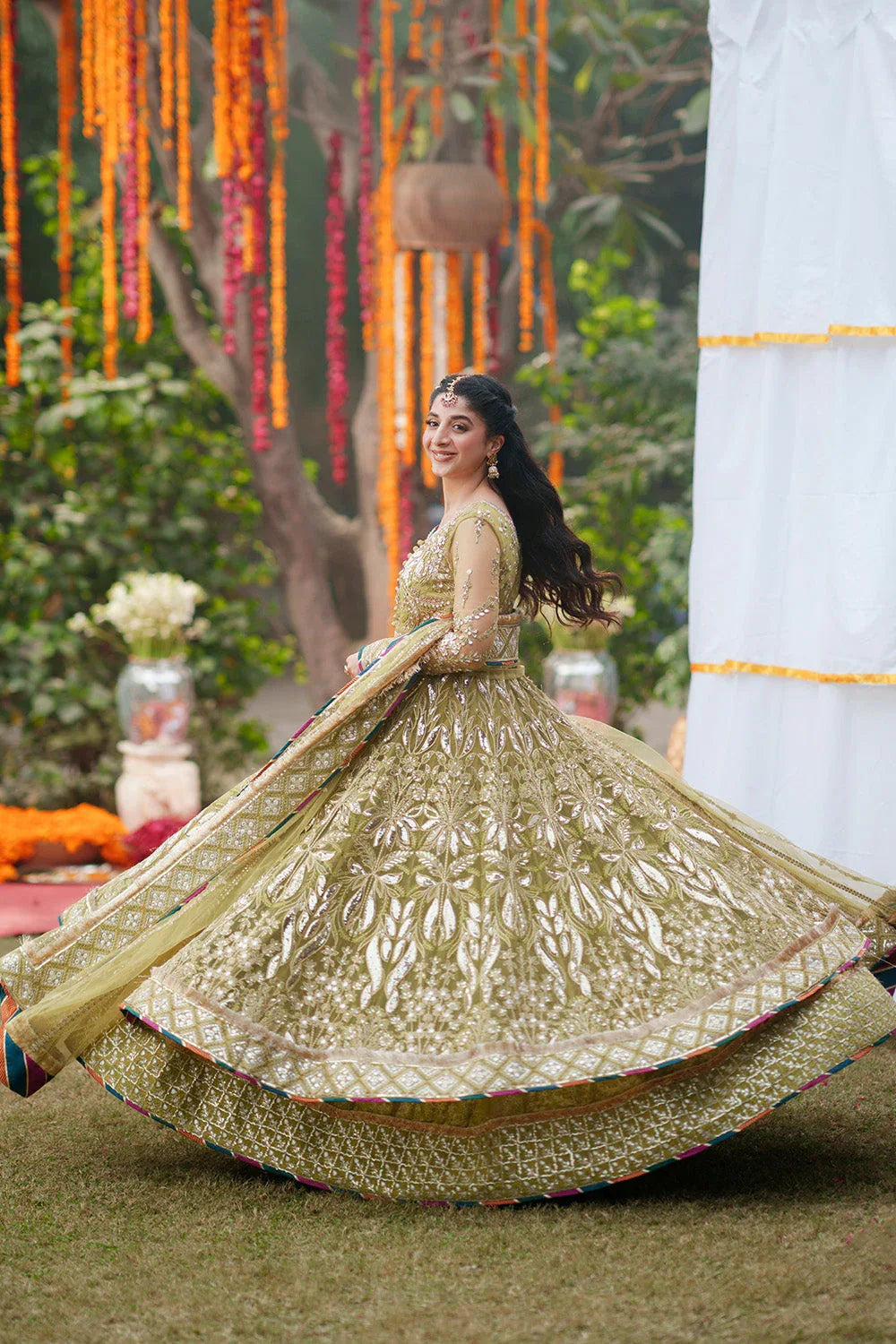 Maryum N Maria | Husn Wedding Formals | MORBAGH - MWS5645 - Rang-e-Khaas