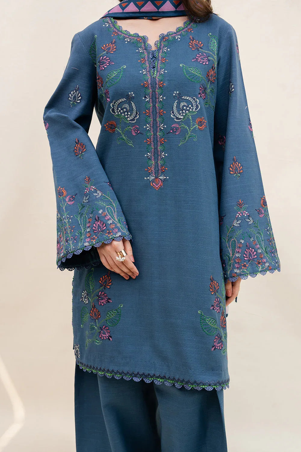 Maryum N Maria | Latte Layers Pret | VELVET FOAM - MWS5822 - Rang-e-Khaas