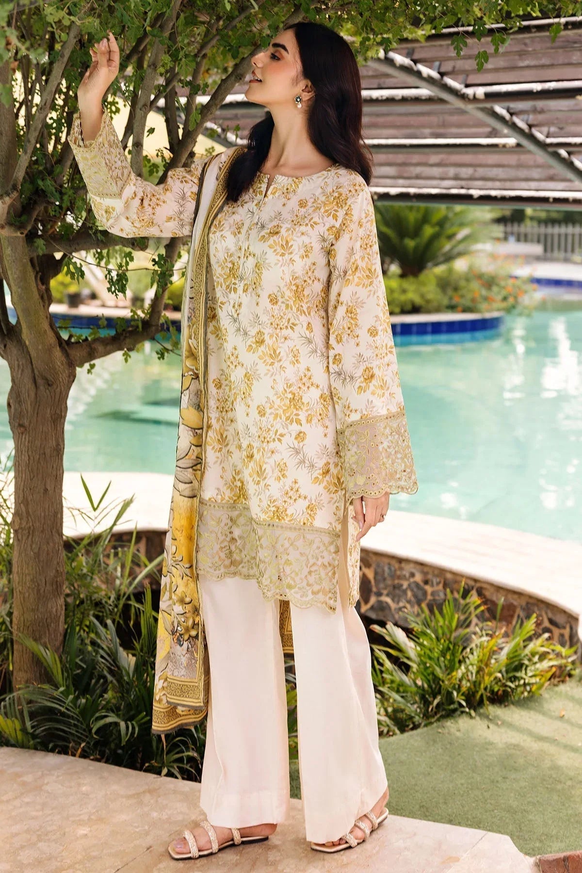 Motifz | Umang Lawn | 4898-SOFIA - Rang-e-Khaas