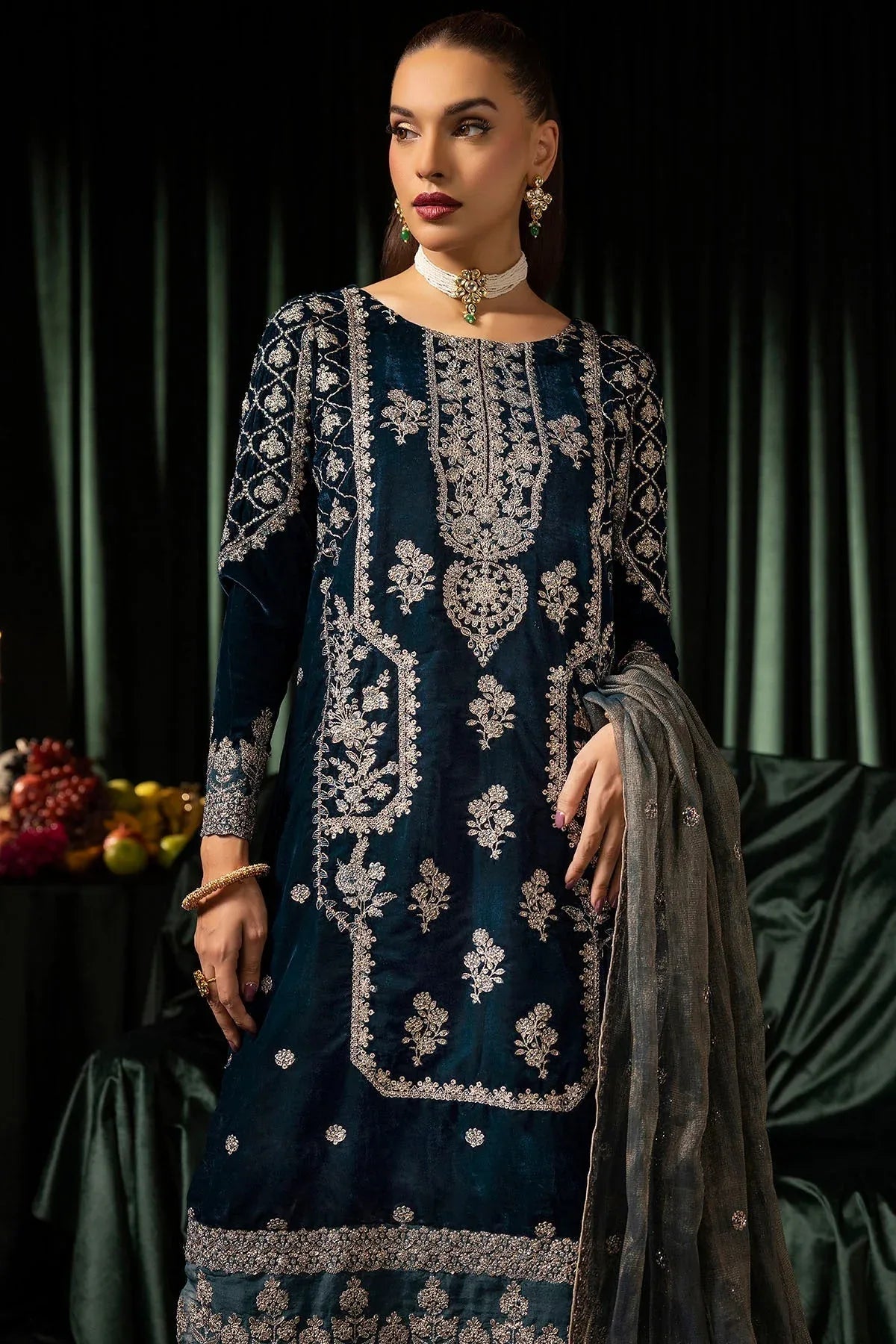 Motifz | Velvet Formals | 5093-DANEEN - Rang-e-Khaas