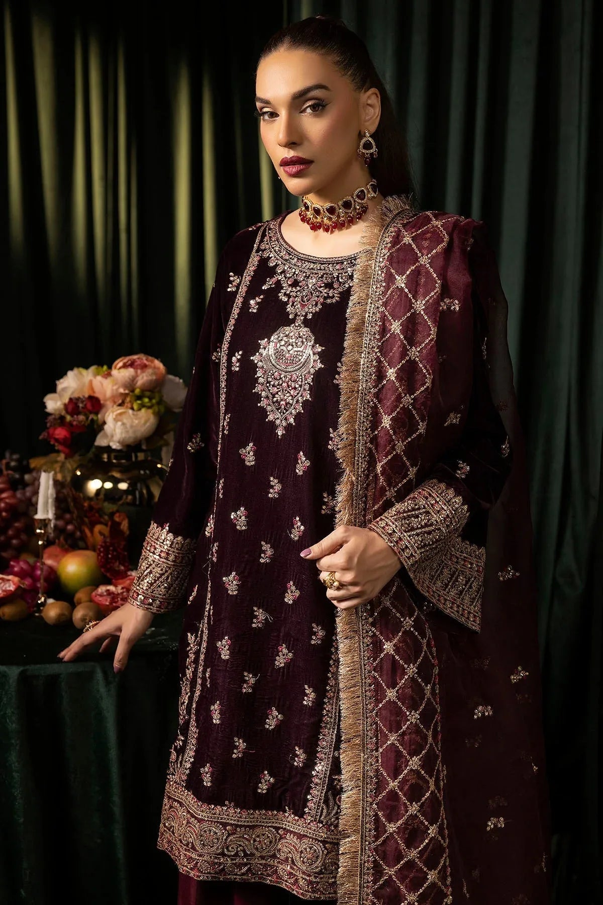 Motifz | Velvet Formals | 5095-MAZNEEN - Rang-e-Khaas