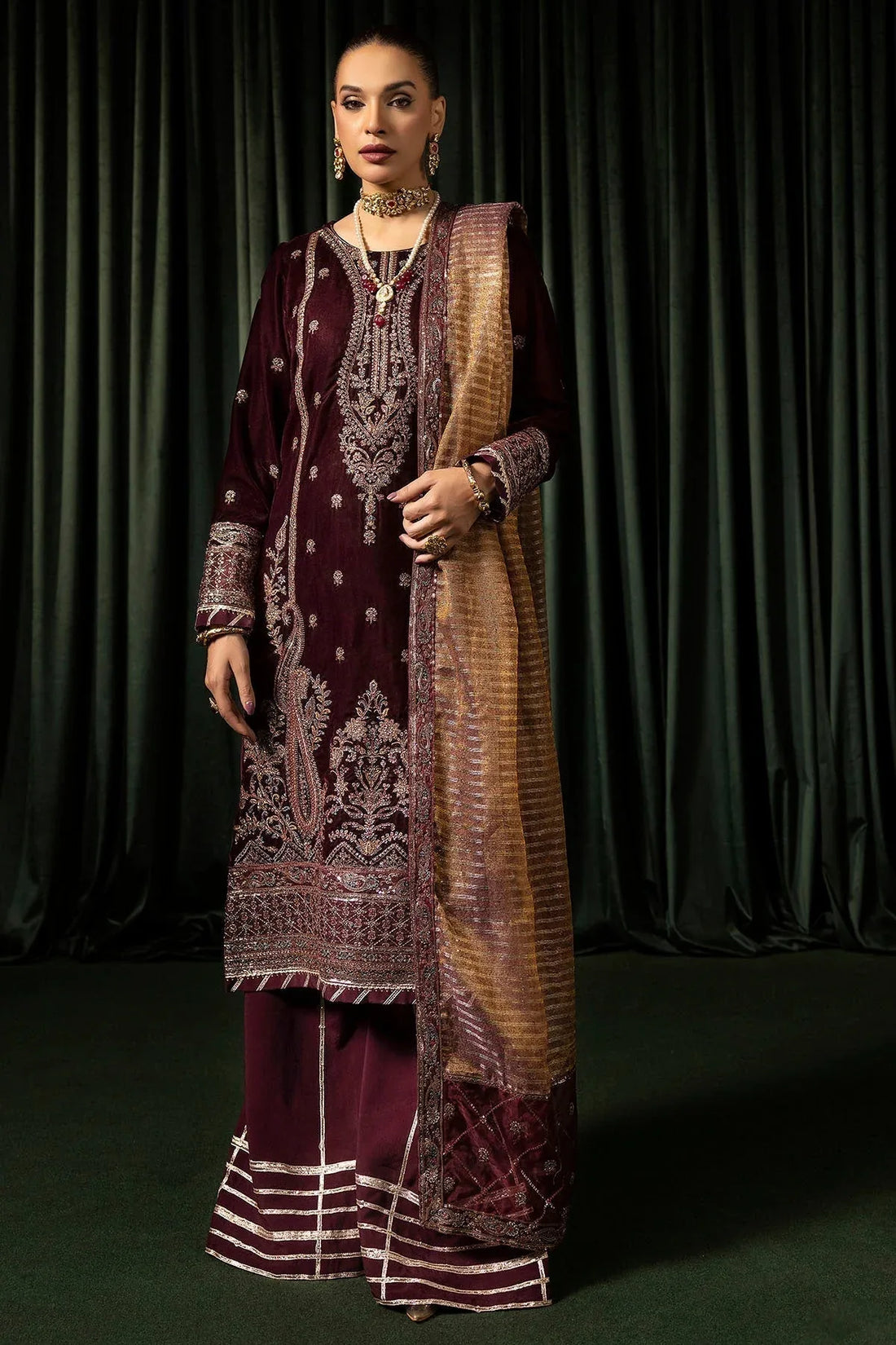 Motifz | Velvet Formals | 5096-DAISHA - Rang-e-Khaas