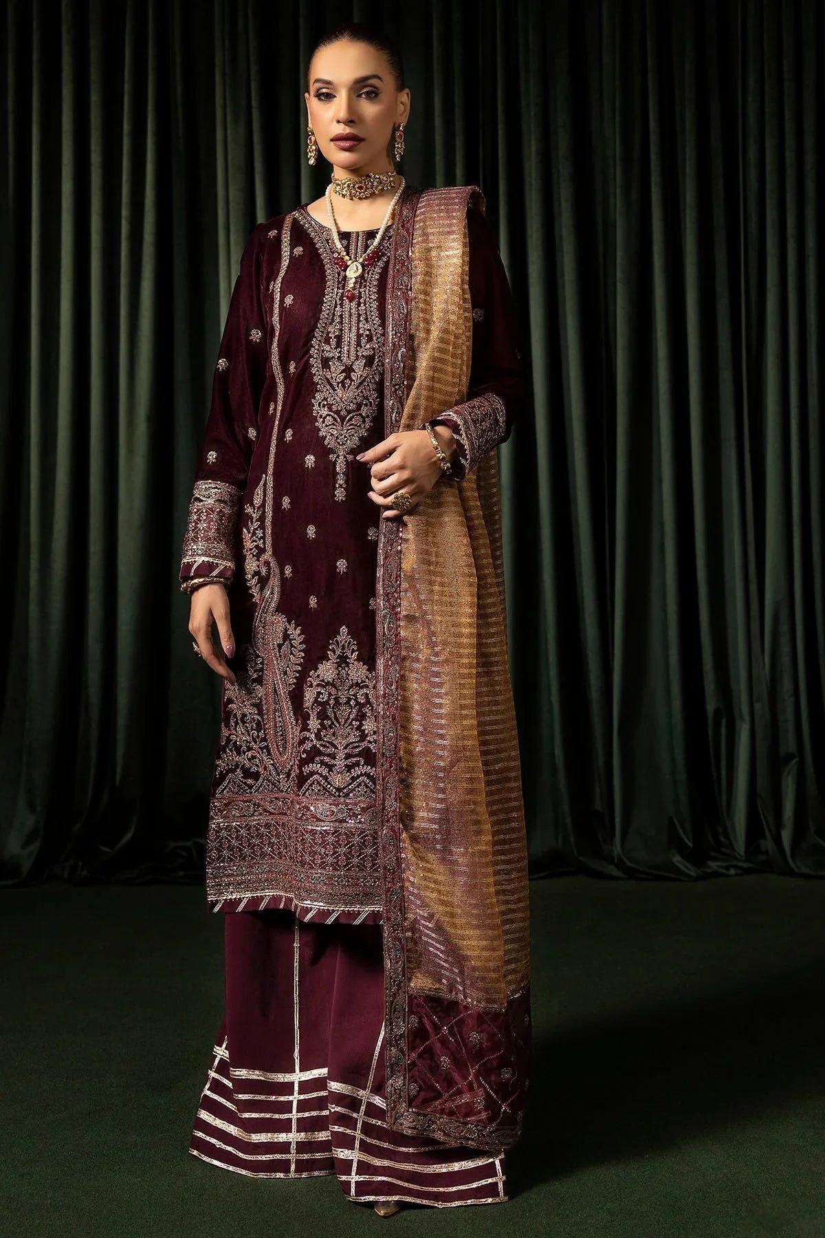 Motifz | Velvet Formals | 5096-DAISHA - Rang-e-Khaas