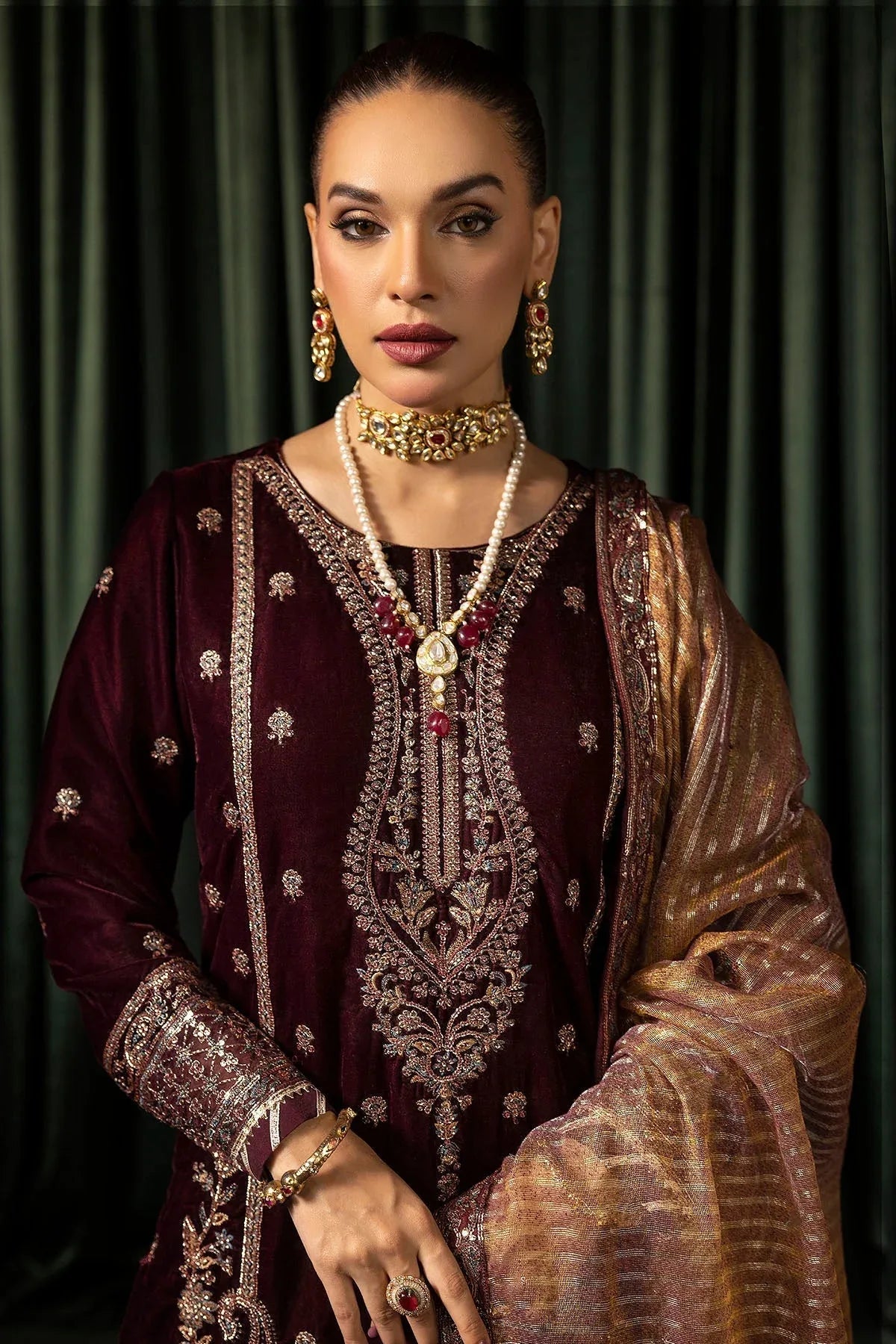 Motifz | Velvet Formals | 5096-DAISHA - Rang-e-Khaas