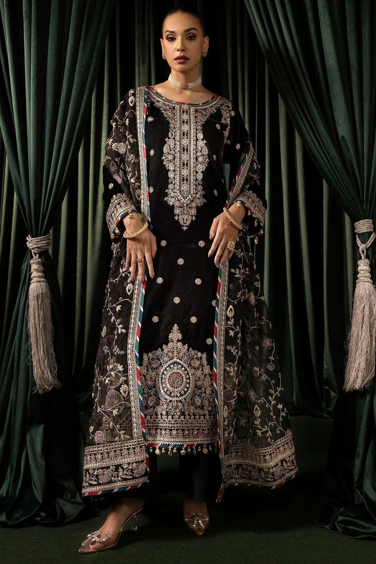 Motifz | Velvet Formals | 5098-FARZEEN - Rang-e-Khaas