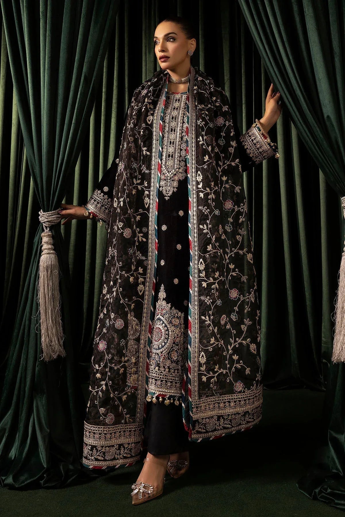 Motifz | Velvet Formals | 5098-FARZEEN - Rang-e-Khaas