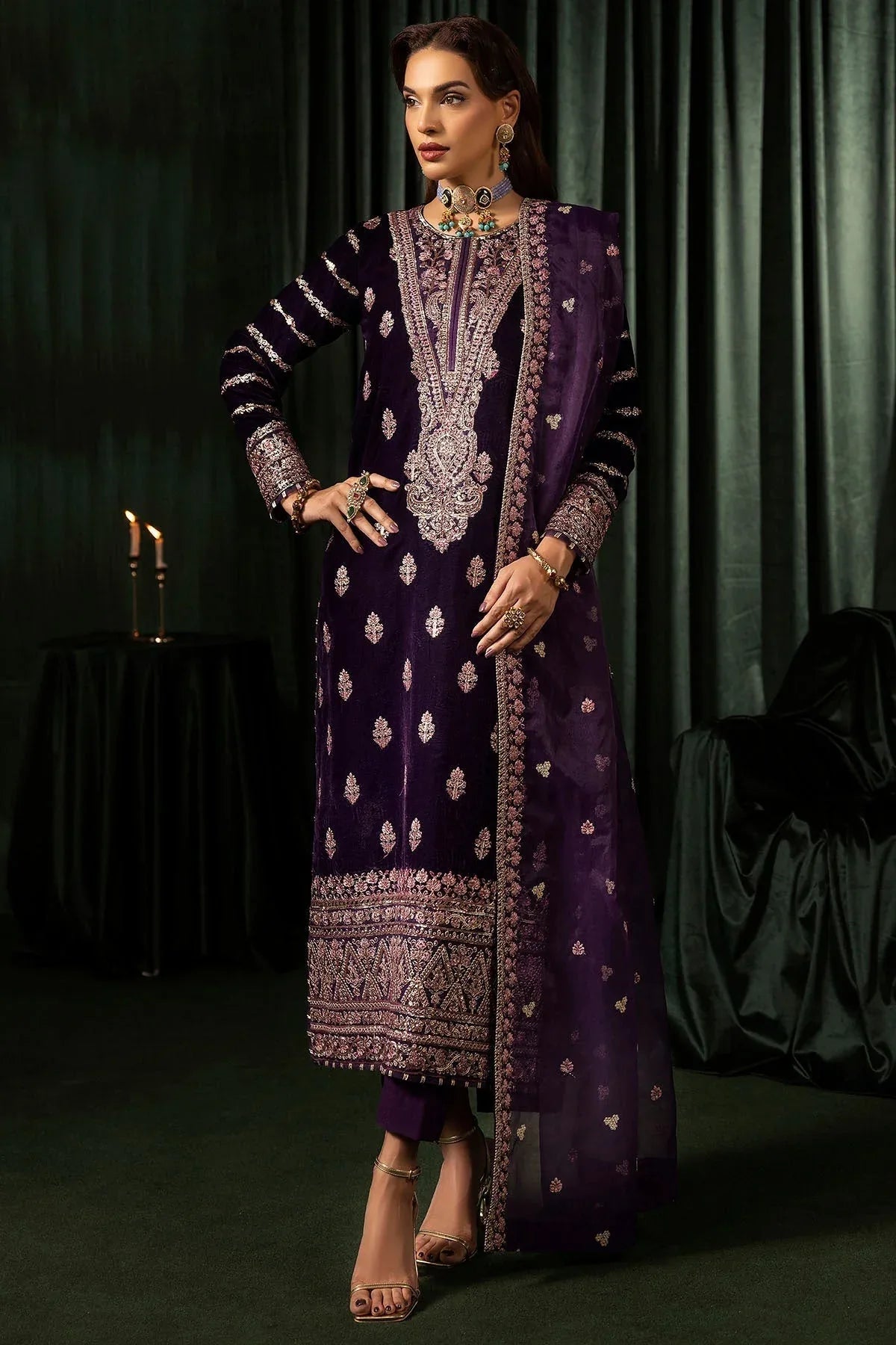 Motifz | Velvet Formals | 5100-IRHA - Rang-e-Khaas