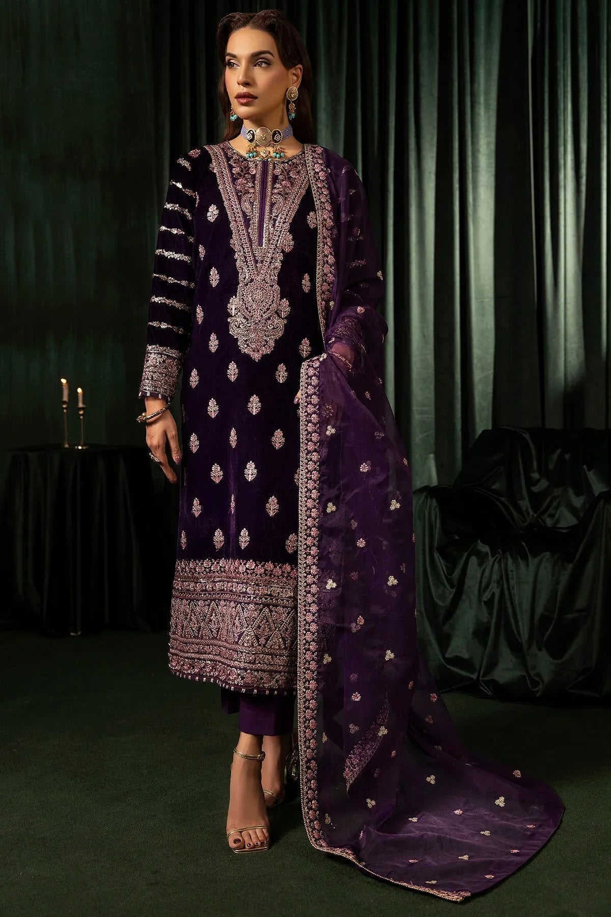Motifz | Velvet Formals | 5100-IRHA - Rang-e-Khaas
