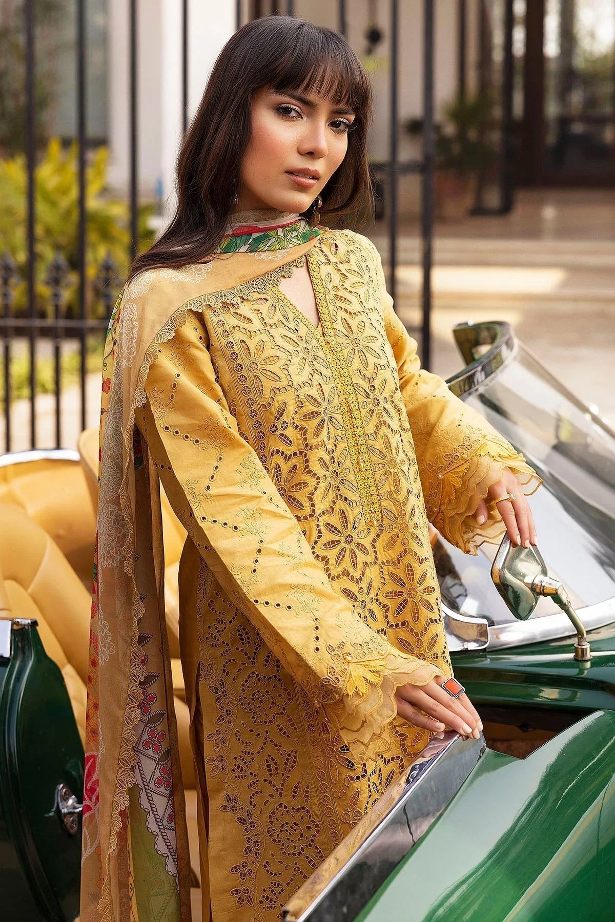 Motifz | Premium Lawn 25 | 5323-GENEVA - Rang-e-Khaas