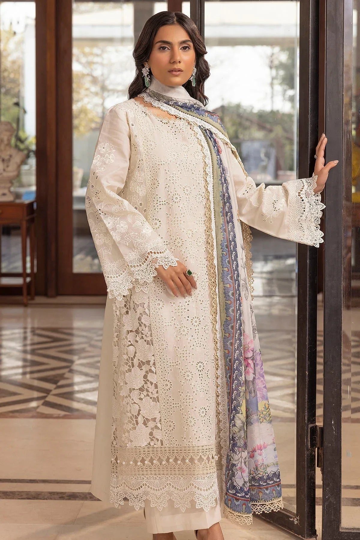 Motifz | Premium Lawn 25 | 5324-SIDONIE - Rang-e-Khaas