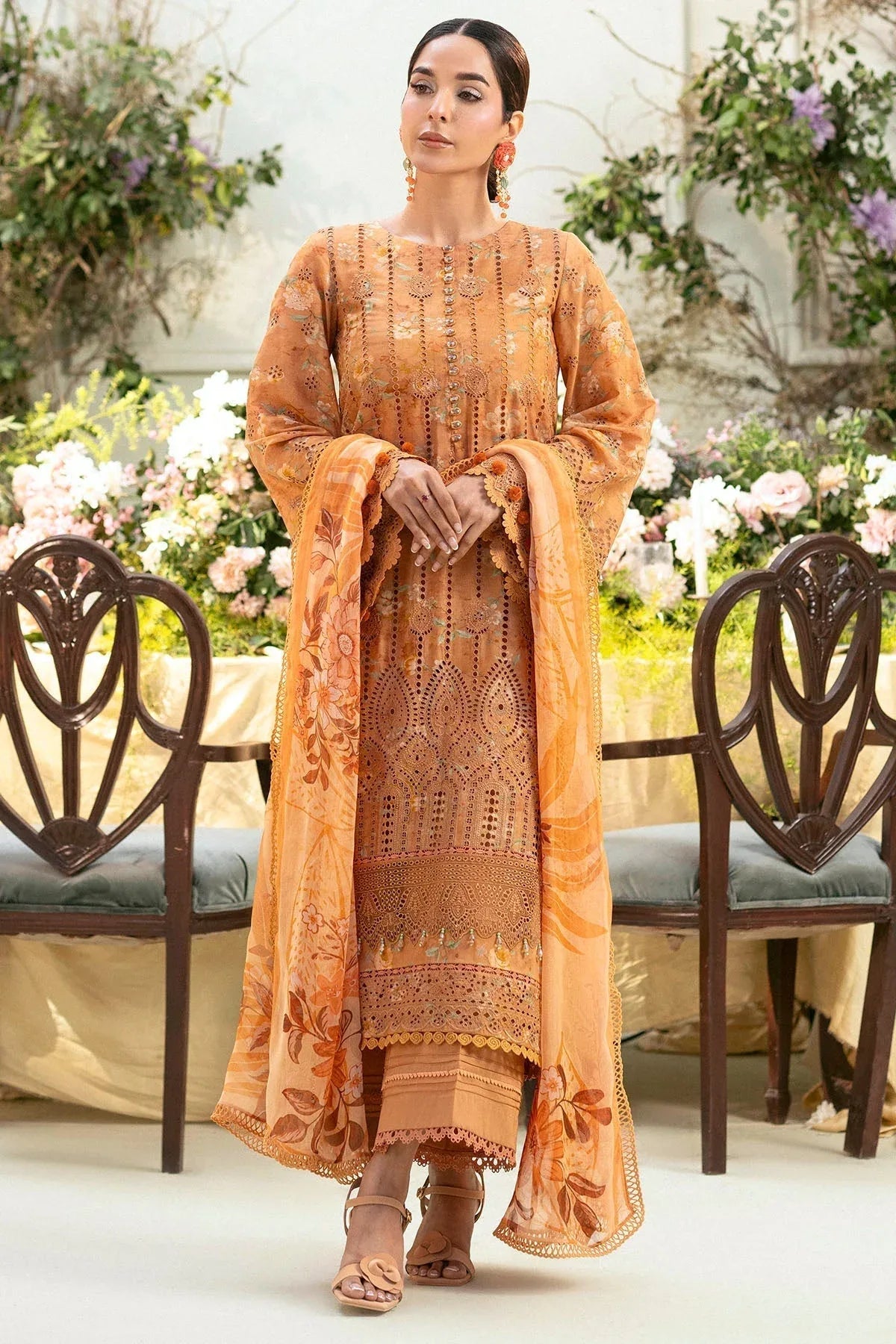 Motifz | Premium Lawn 25 | 5431-BLUEBEELL - Rang-e-Khaas