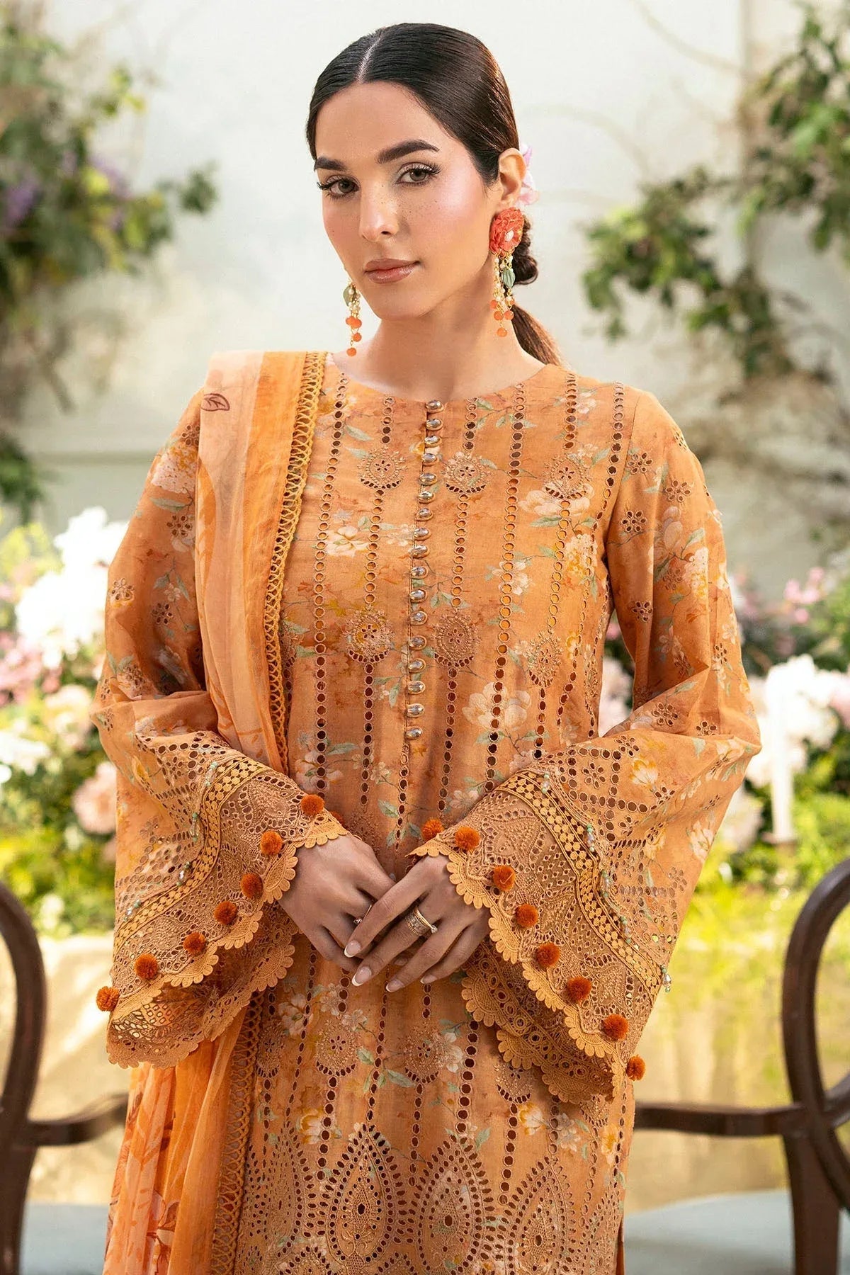 Motifz | Premium Lawn 25 | 5431-BLUEBEELL - Rang-e-Khaas