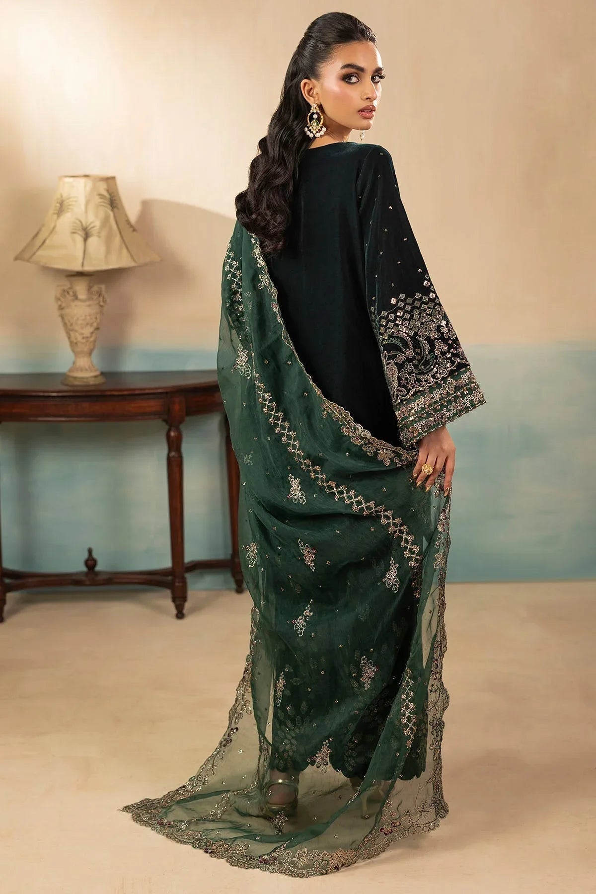 Motifz | Premium Winter 25 | 5666-AELLA - Rang-e-Khaas