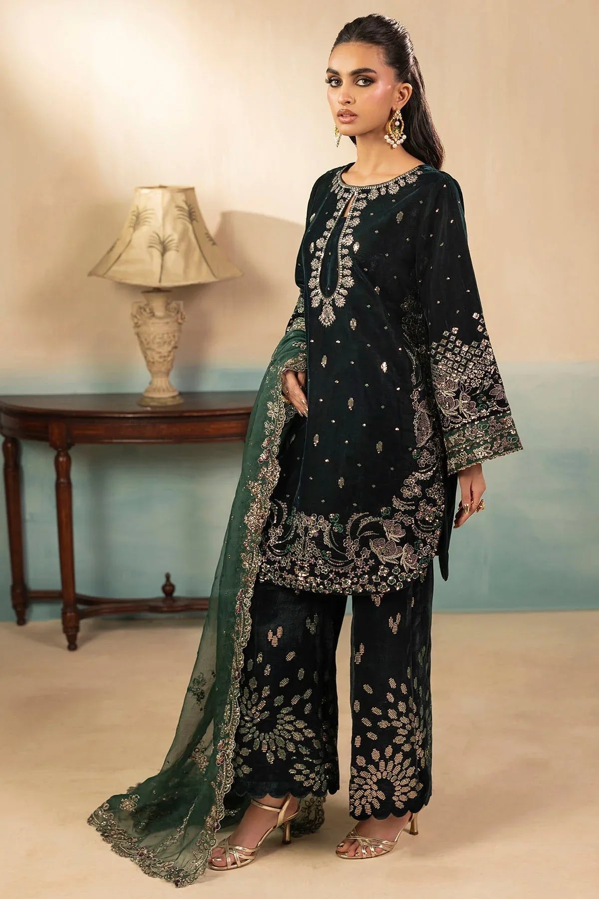 Motifz | Premium Winter 25 | 5666-AELLA - Rang-e-Khaas