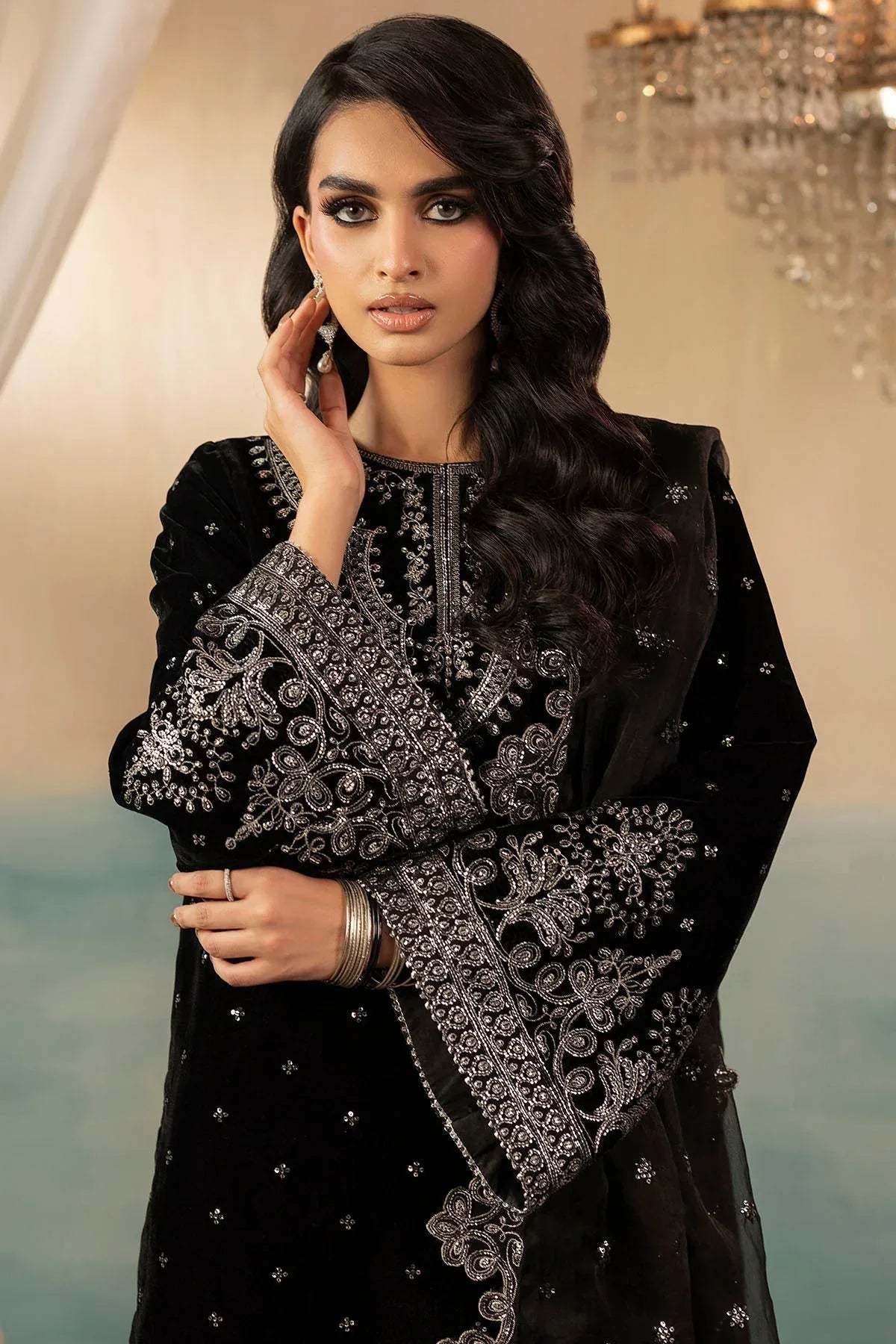Motifz | Premium Winter 25 | 5670-KATIE - Rang-e-Khaas