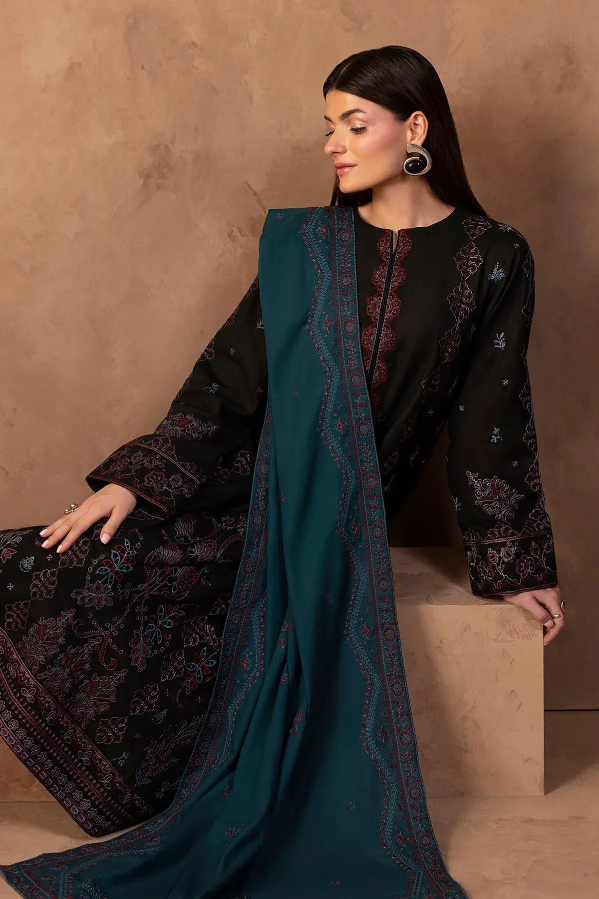 Motifz | Premium Winter 25 | 5680-SIERRA - Rang-e-Khaas