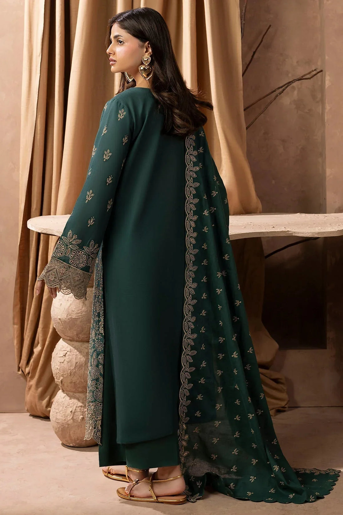 Motifz | Premium Winter 25 | 5683-AURIGA - Rang-e-Khaas