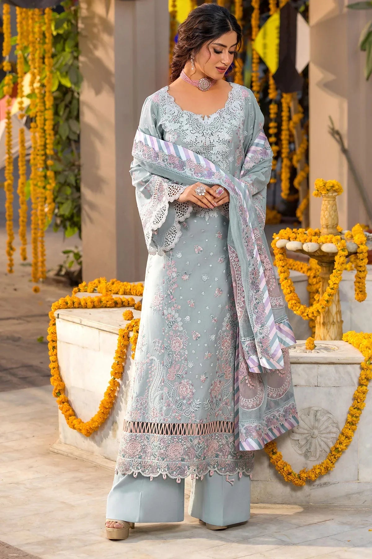 5921-DEW EMBROIDERED LAWN UNSTITCHED
