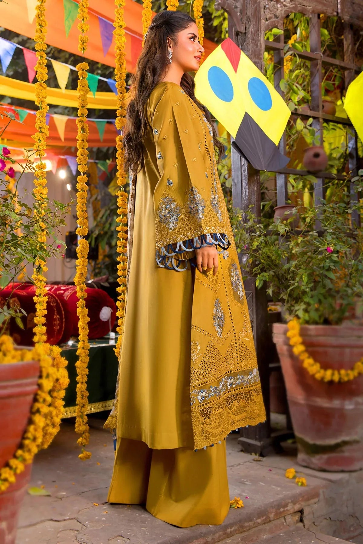 5937-ARABELLA EMBROIDERED LAWN UNSTITCHED