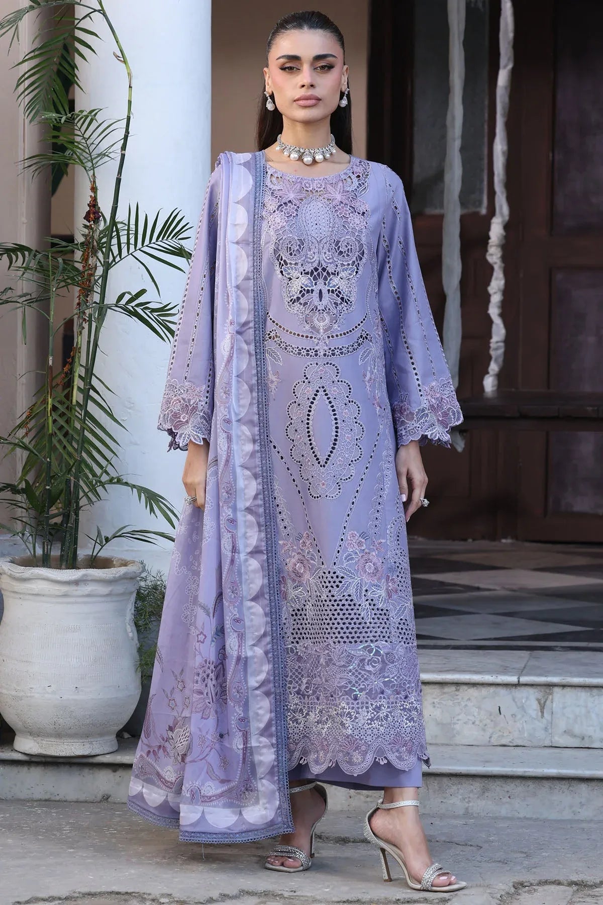 5938-VIVI EMBROIDERED LAWN UNSTITCHED