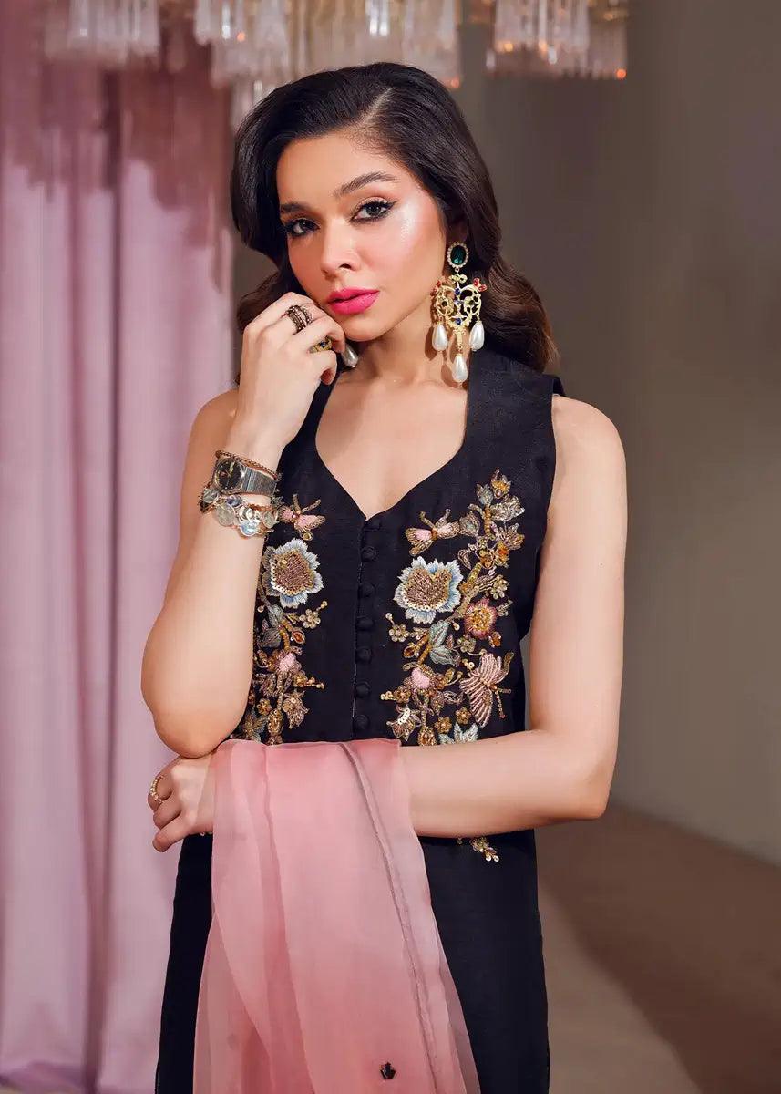 Mahum Asad | Forever and Ever Formals | Verve - Rang-e-Khaas