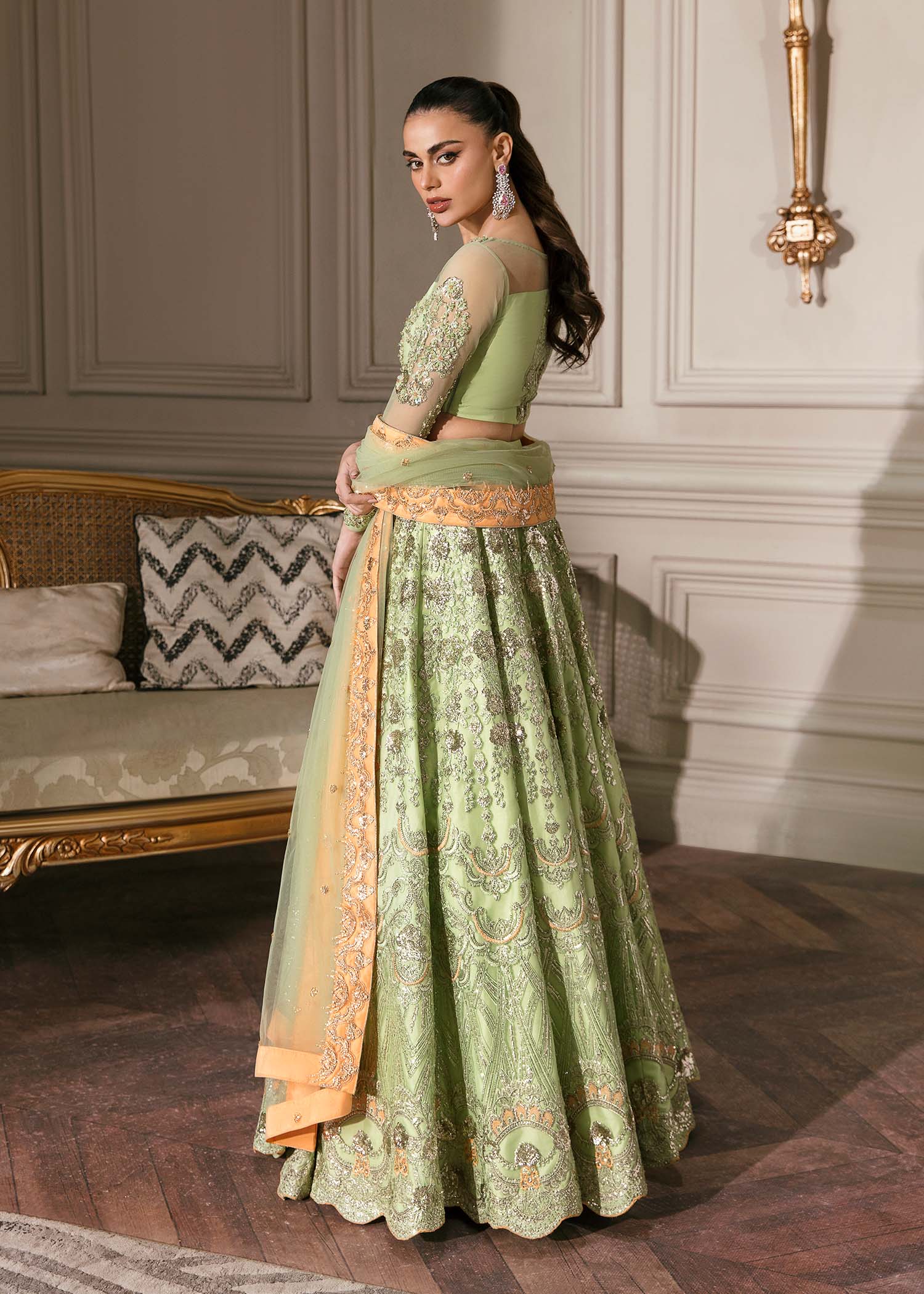 Waqas Shah | Malika - E - Elizabeth | DAISY