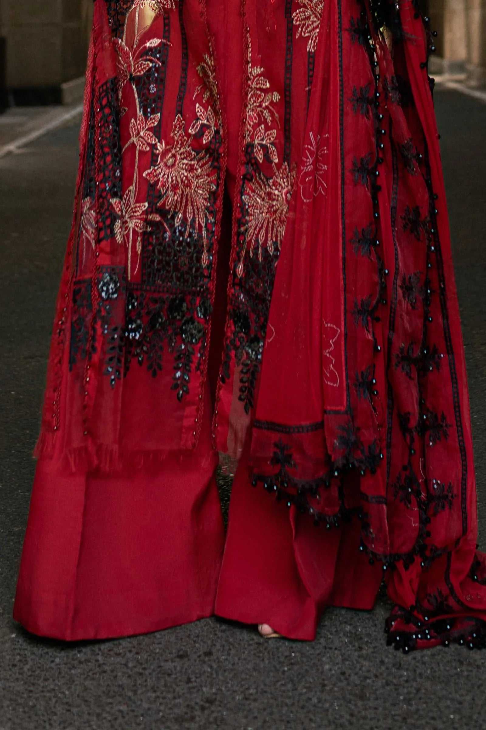 Maria B 3 Piece Embroidered Organza Suit - Rang-e-Khaas