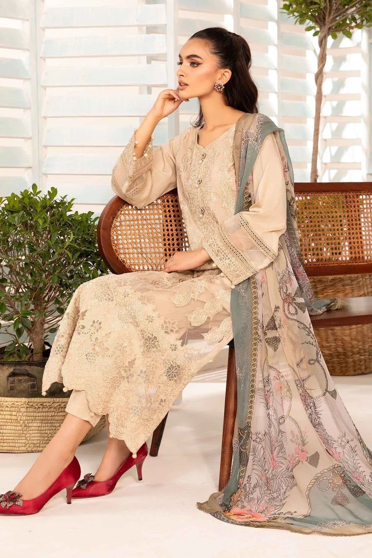 Maria B | Casual Pret 2024 | DW-EA24-04 - Rang-e-Khaas