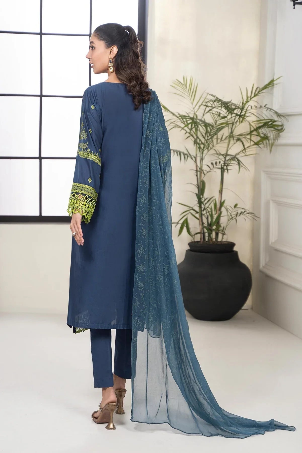 Maria B | Casual Pret 2024 | DW-EF24-103 - Rang-e-Khaas