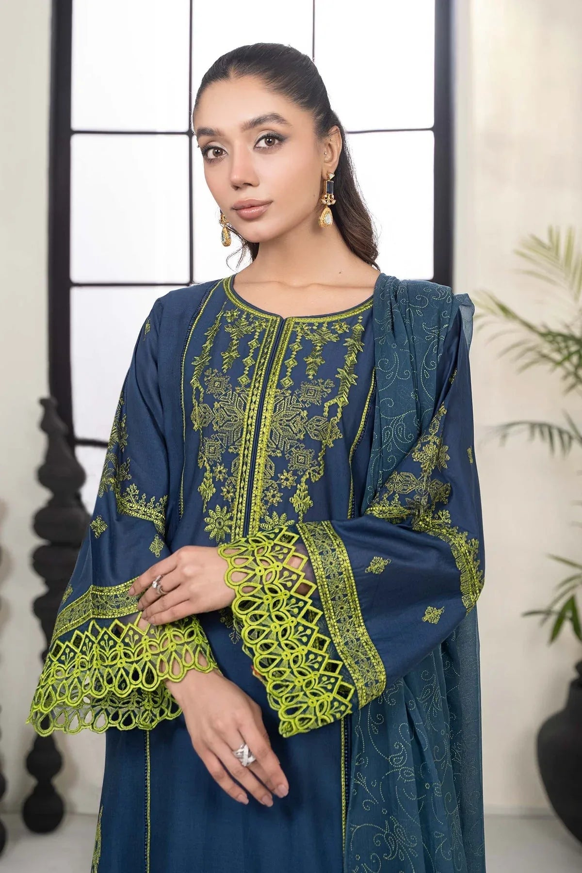 Maria B | Casual Pret 2024 | DW-EF24-103 - Rang-e-Khaas