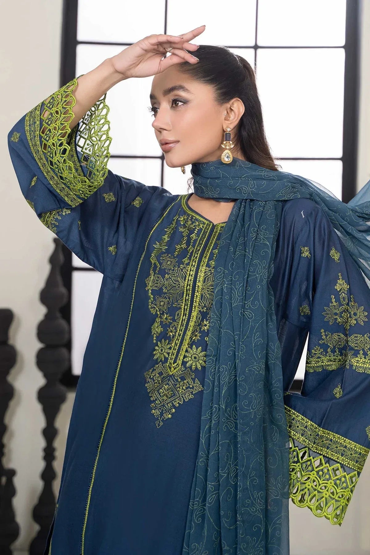 Maria B | Casual Pret 2024 | DW-EF24-103 - Rang-e-Khaas
