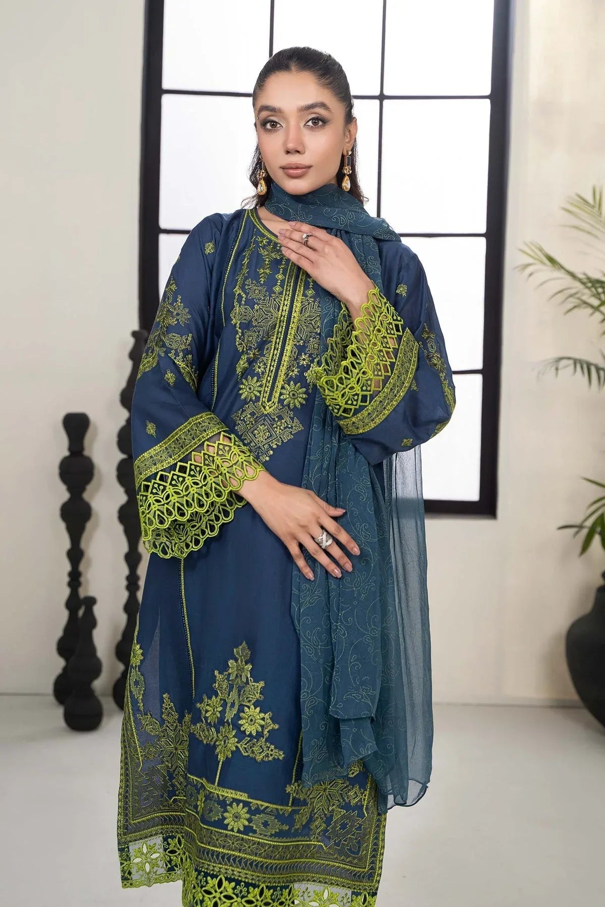Maria B | Casual Pret 2024 | DW-EF24-103 - Rang-e-Khaas