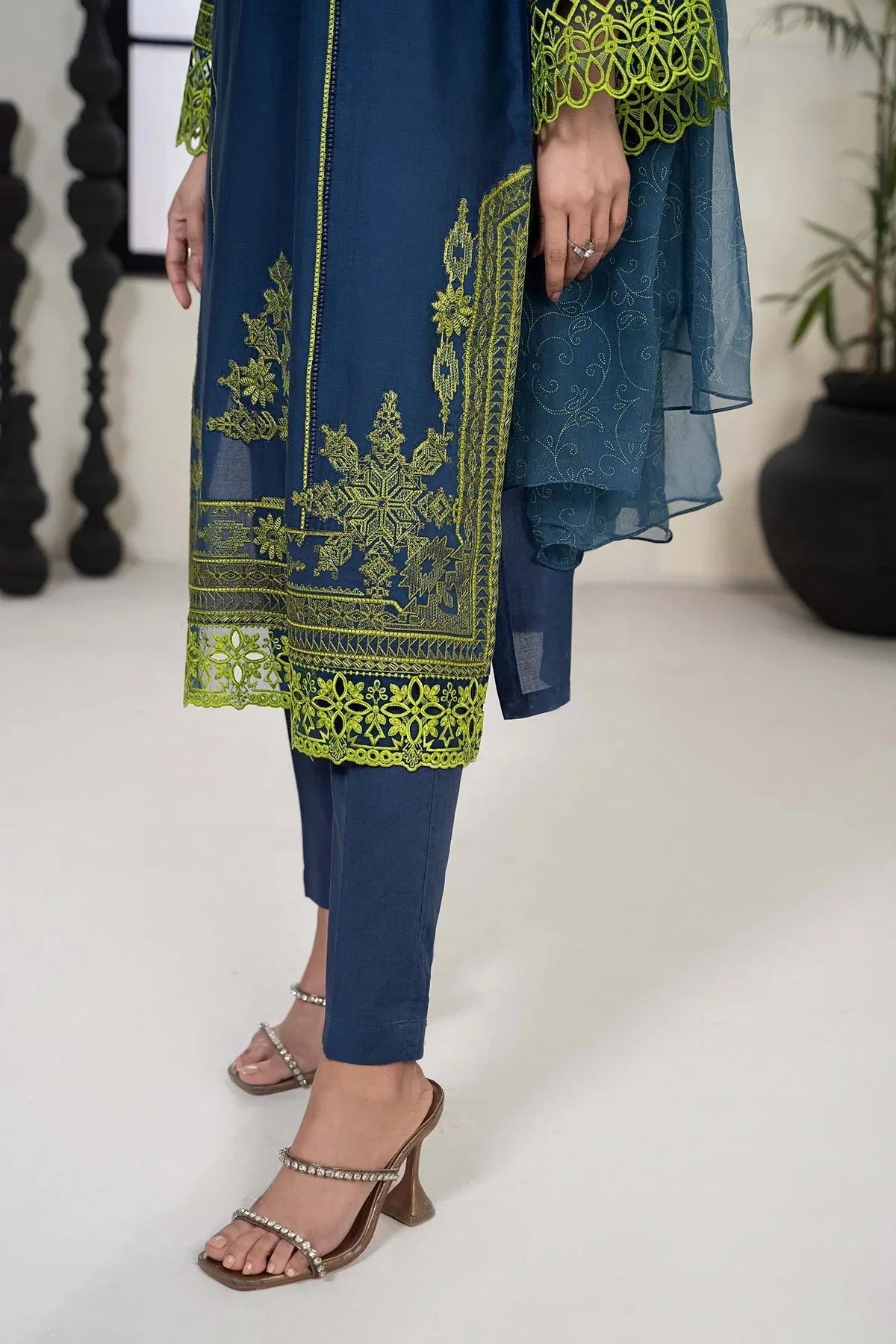 Maria B | Casual Pret 2024 | DW-EF24-103 - Rang-e-Khaas