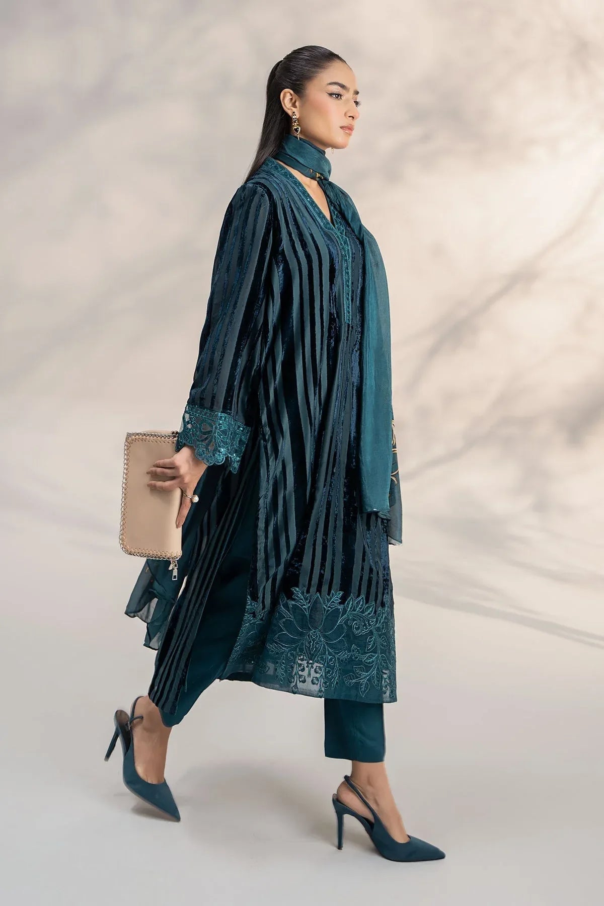 Maria B | Casual Pret 2024 |  DW-W24-173 - Rang-e-Khaas