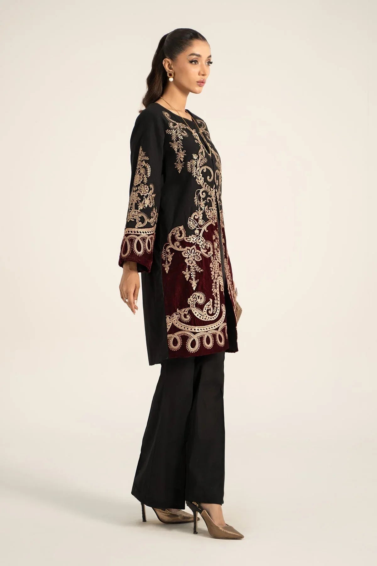 Maria B | Casual Pret 2024 | Khaddar Suit | DW-W24-113 - Rang-e-Khaas