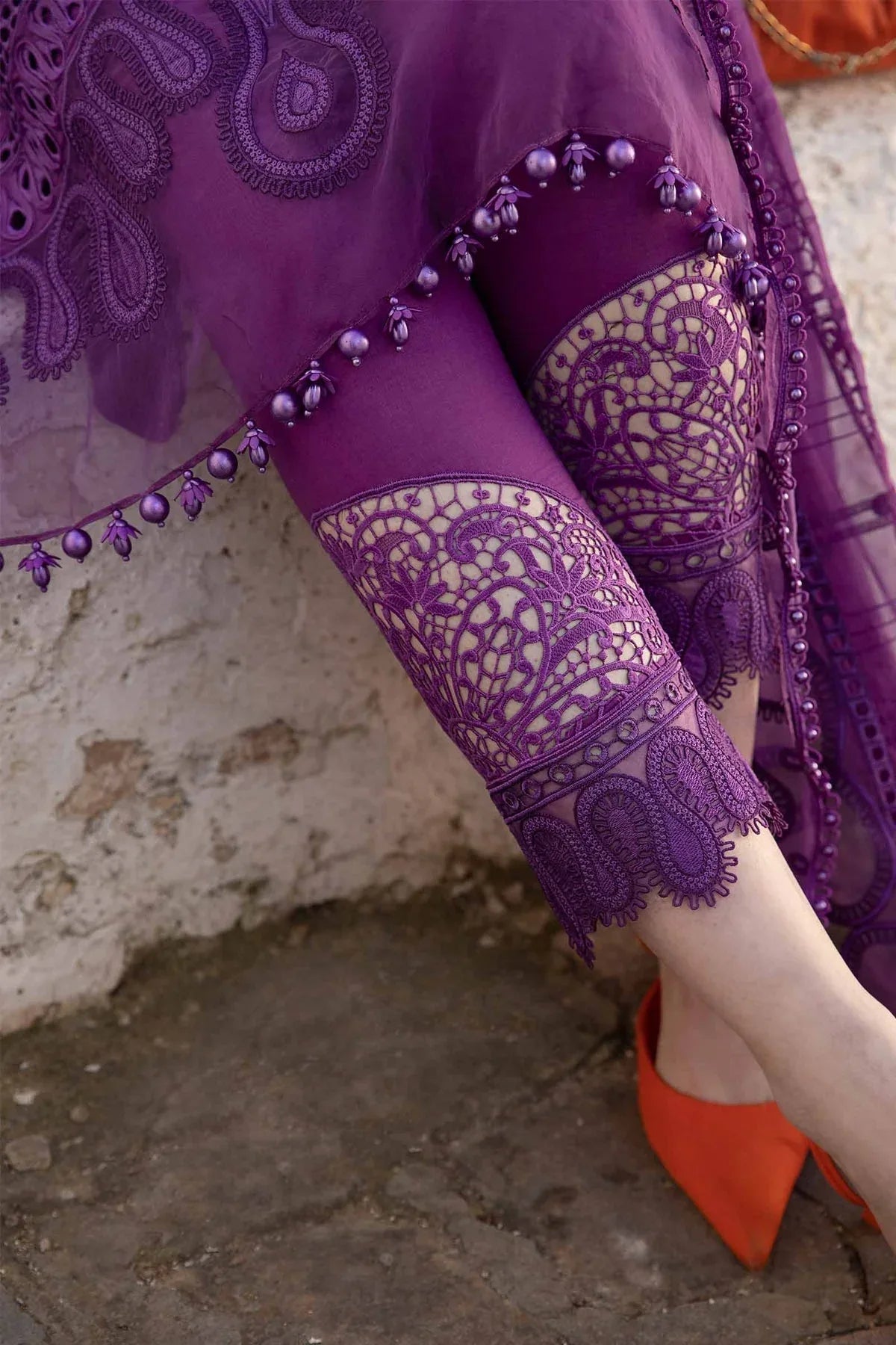 Maria B - D-2402-B - Lawn - Rang-e-Khaas