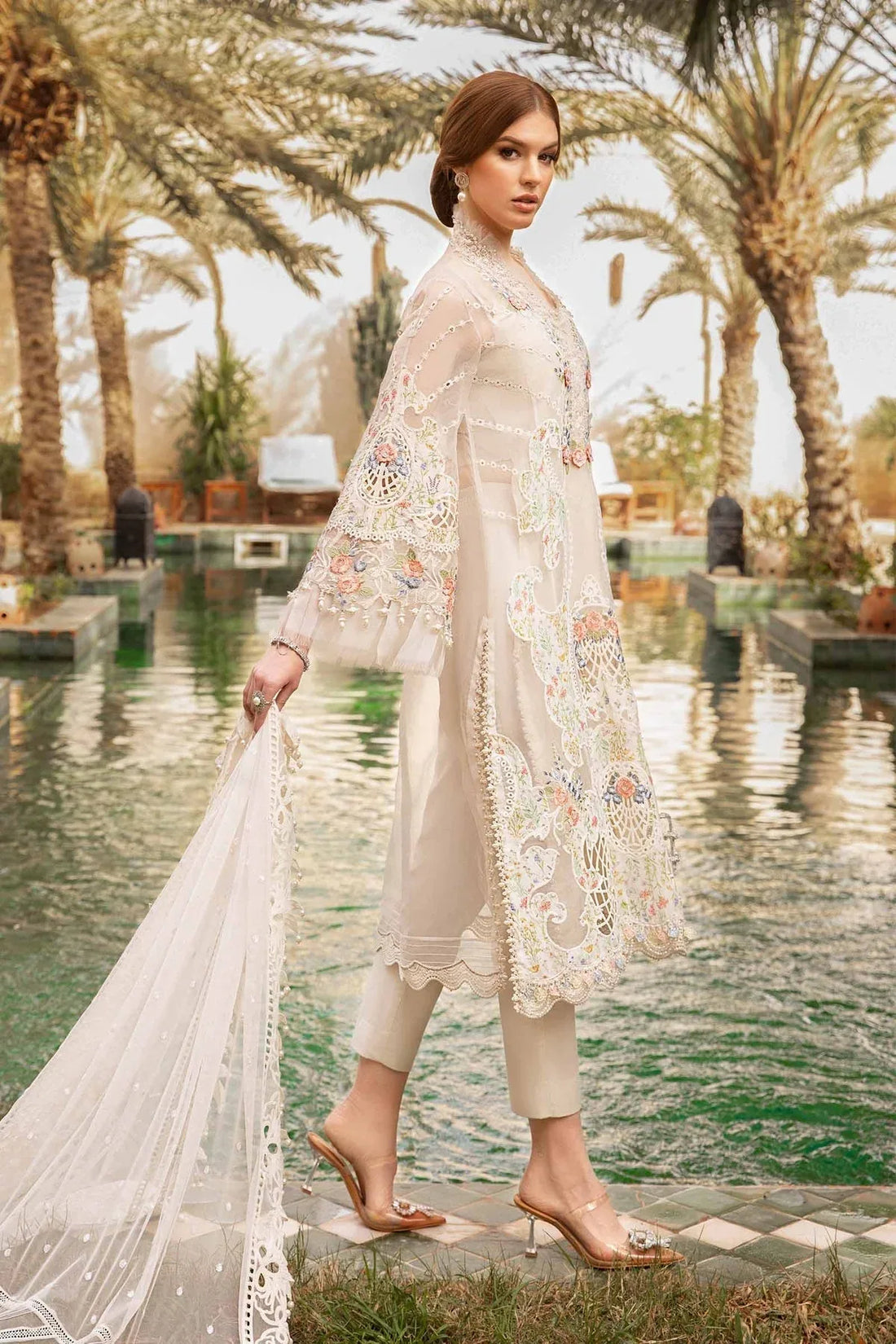 Maria B - D-2405-A - Lawn - Rang-e-Khaas